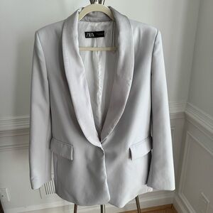 Zara Women’s Light Gray (bone white) Blazer size XS